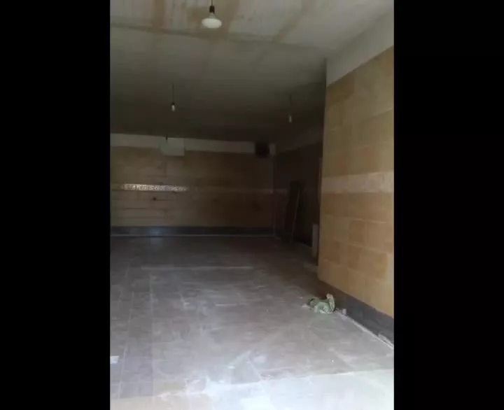 مغازه فروشی