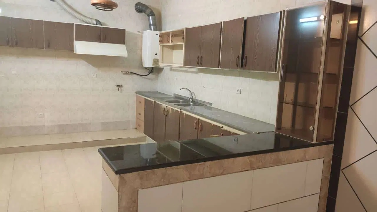 زیرزمین مسکونی مرکز شهر