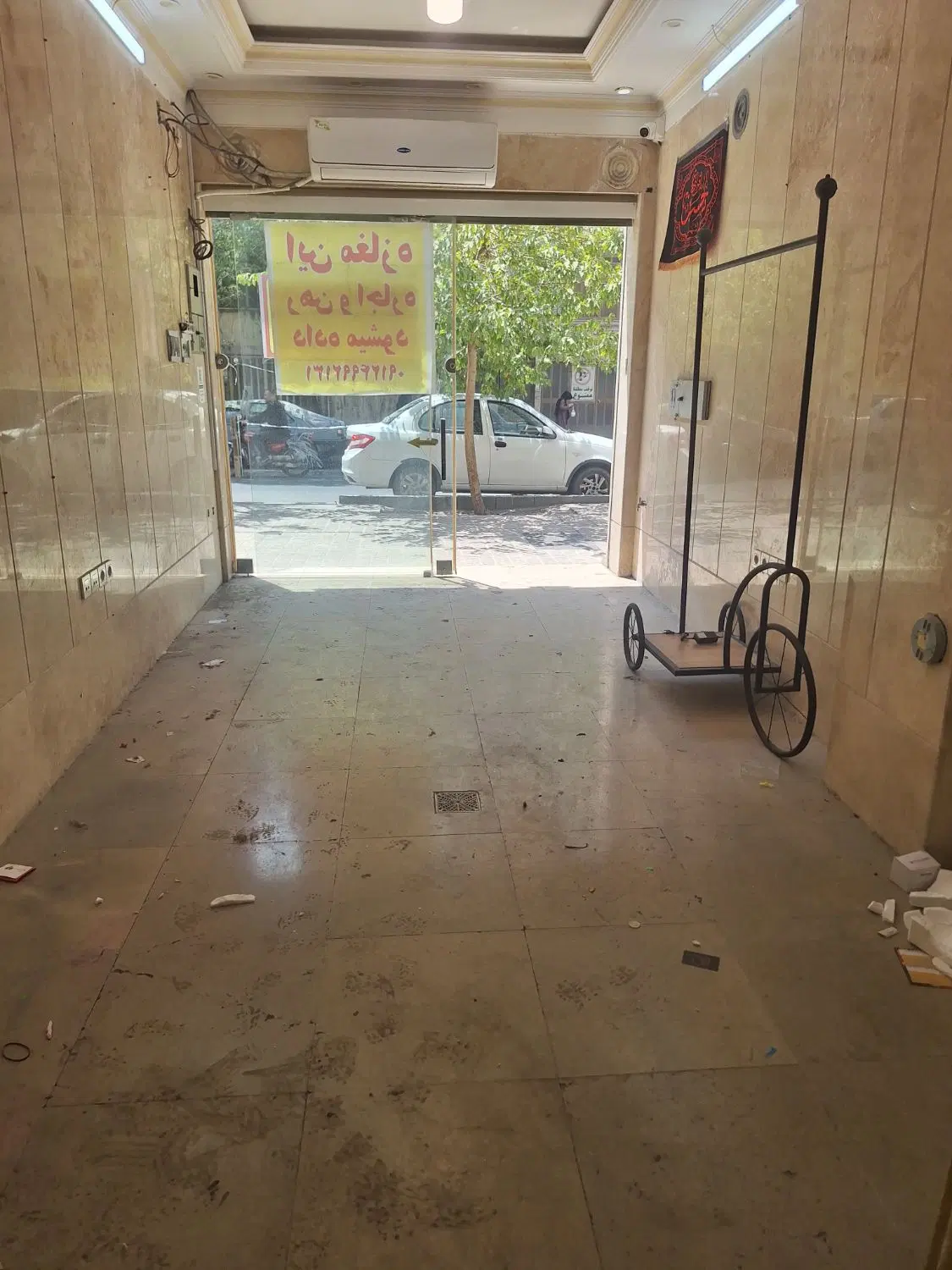 ۲۵مترتجاری بر ۵متر بر خیابان اصلی تخلیه(خ فرزانه)