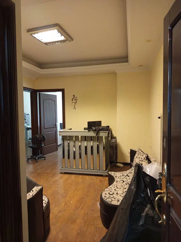 مسکونی در موقعیت تجاری