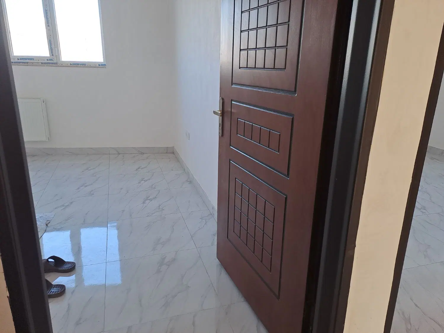 اجاره واحد در بر خیابان‌۴۵ متری