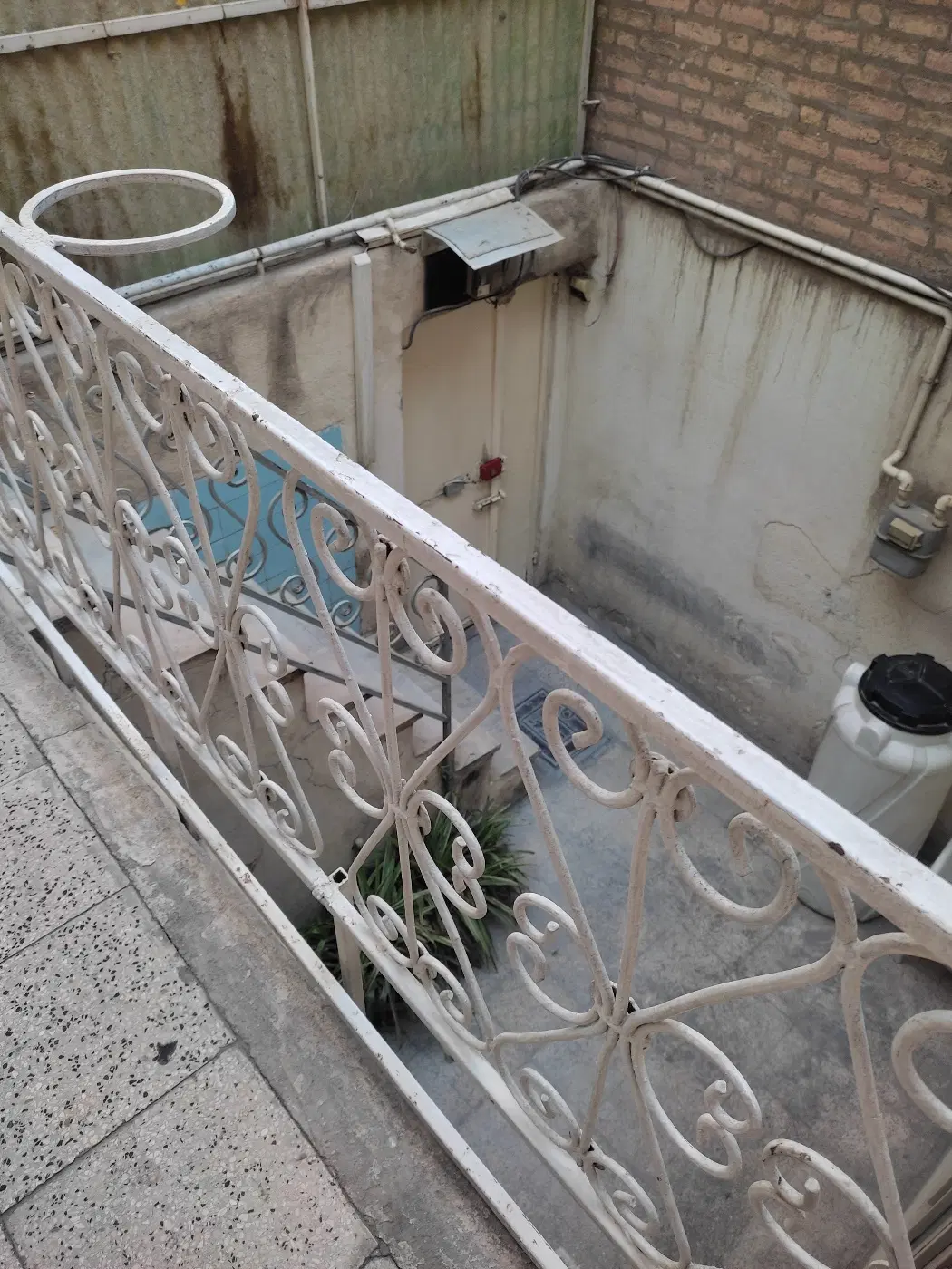 40 متر  آذربایجان - رودکی