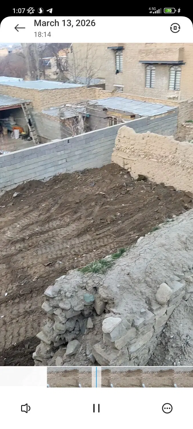زمین داخل محدوده در مرکز جانوسلو