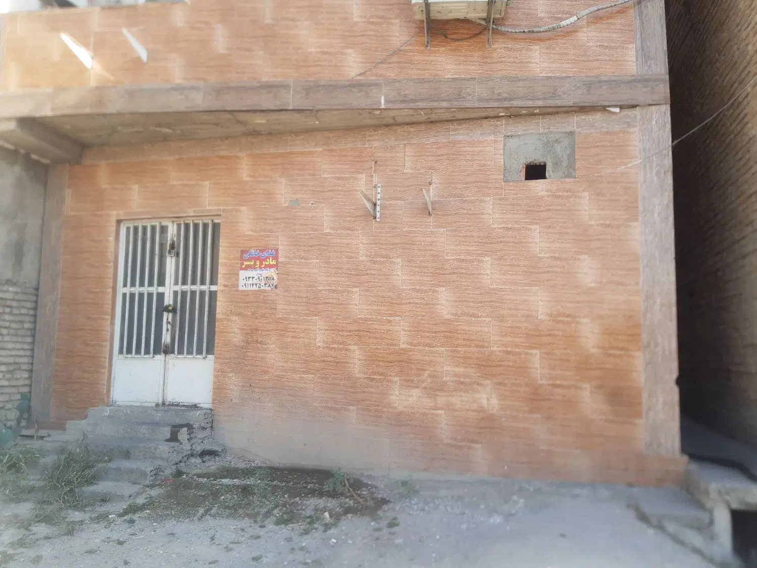 اجاره انبار ۴۴ متری
