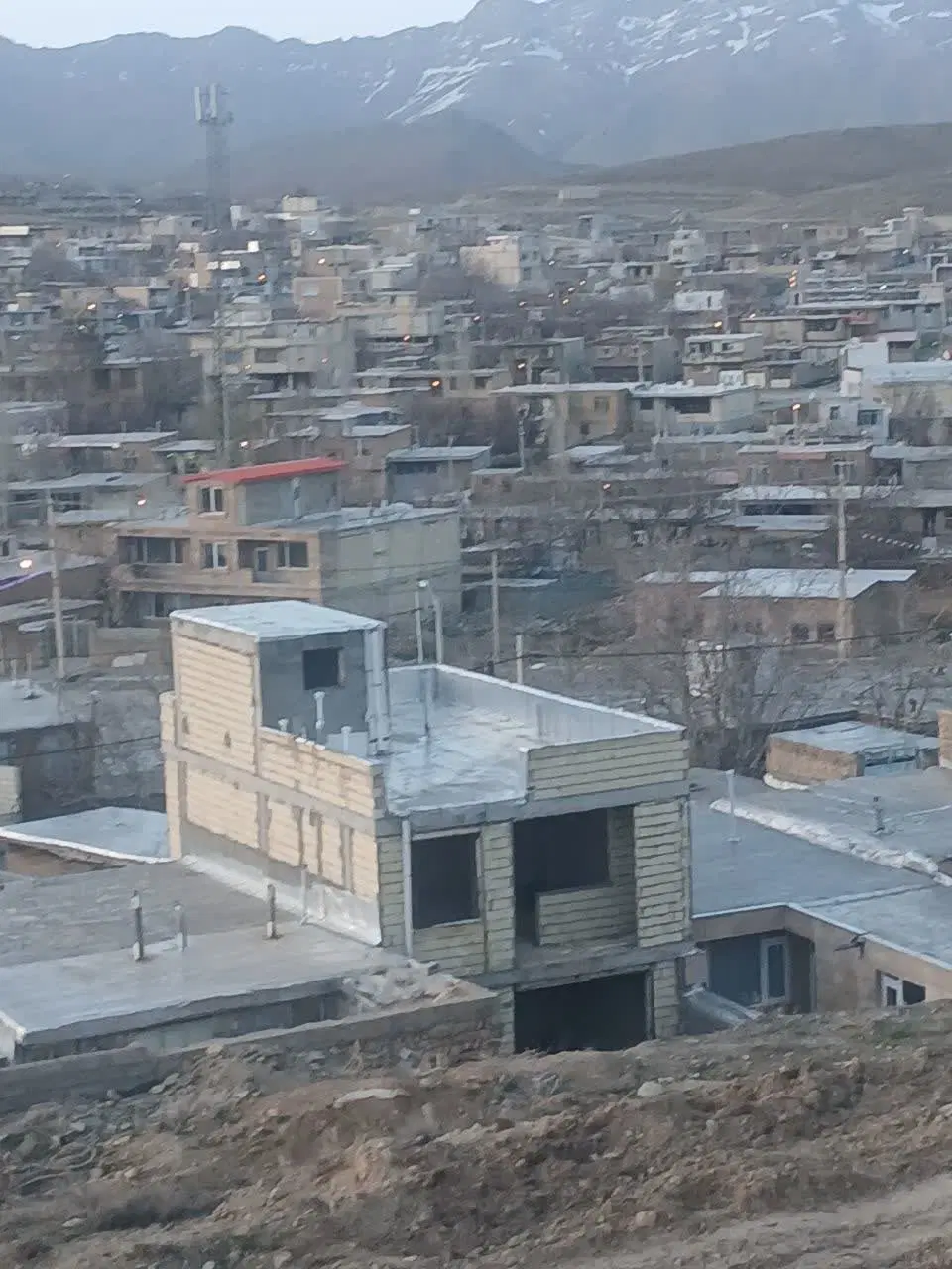 زمین خوش جا با ویو عالی