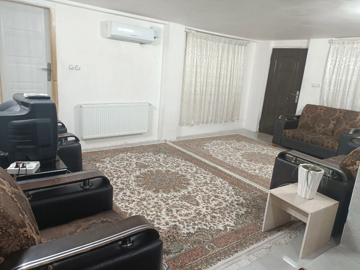 سوئیت نوساز با پارکینگ ریموت کنترل
