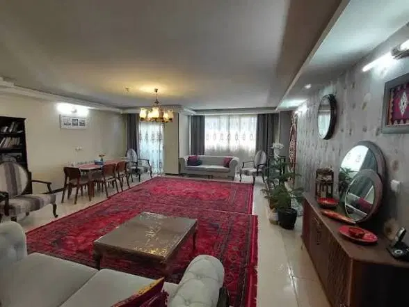 ۱۳۲ متر _ ۳ خواب _ کم سال ساخت _ بهار شمالی
