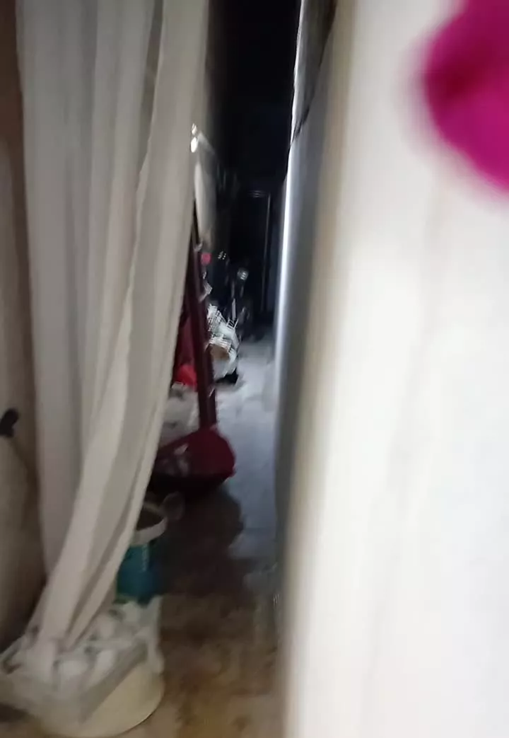 خانه ۵۰متری شسته رفته مدارک تکمیل آماده