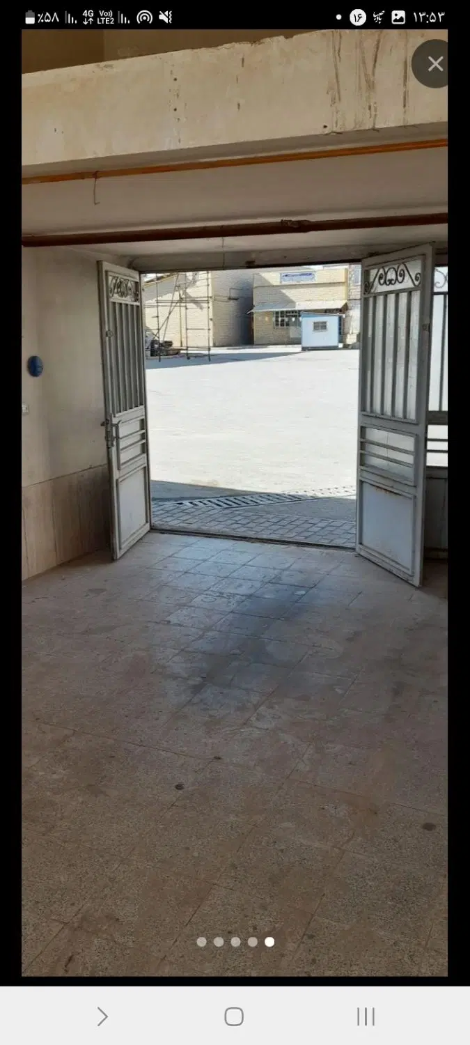 کارگاه ۴۴متری بالکن دار فجر طبرسی
