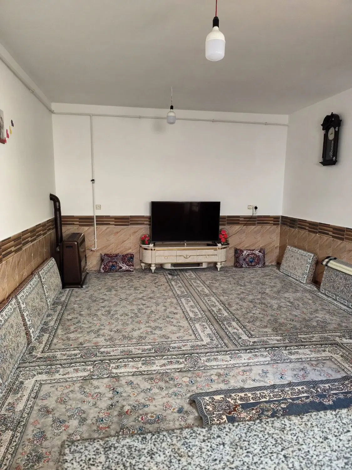 خانه 2 طبقه ۶۸ متری در گلشن 8 نایسر
