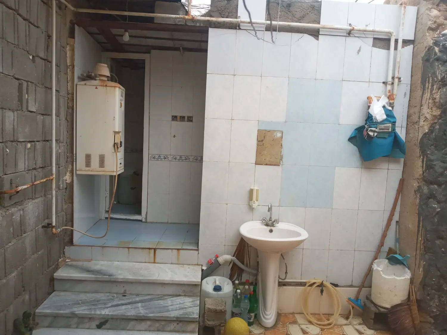 فروش خانه بهمراه زمین