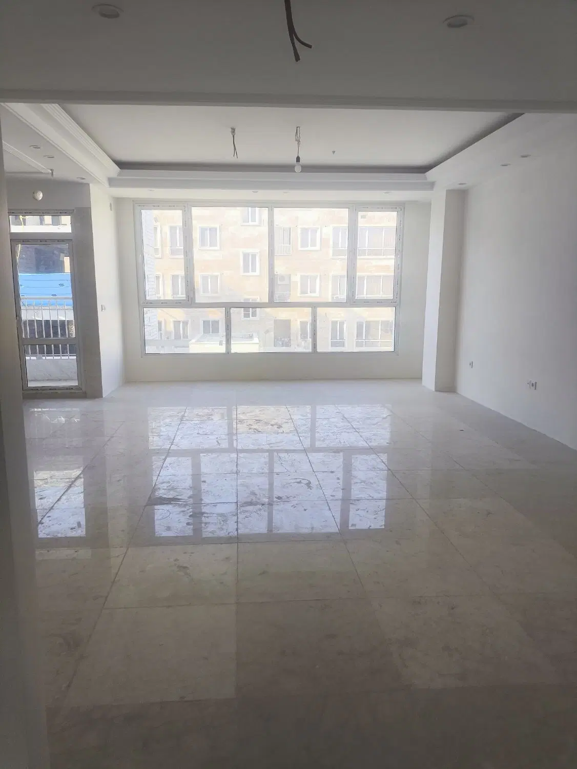 ۹۰متر _ دوخواب_ فول امکانات _ جنت اباد جنوبی