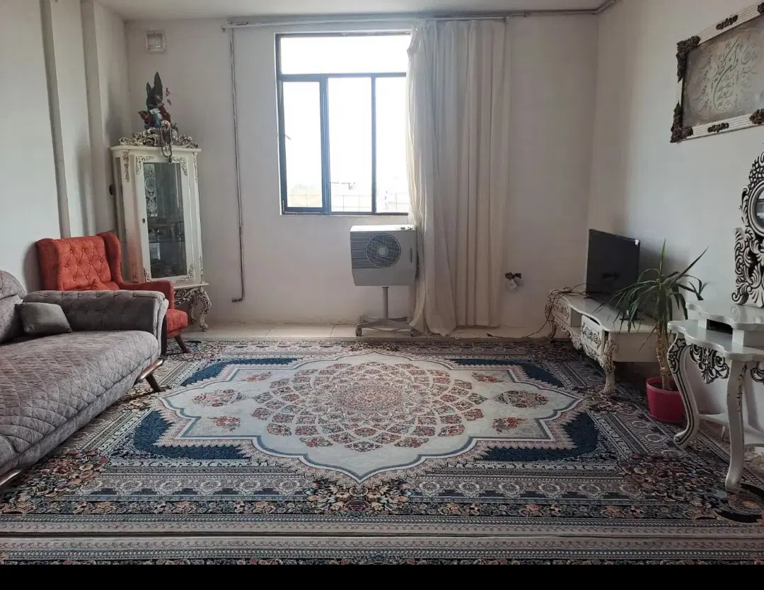 فروش آپارتمان ۹۰ متری دوخوابه آسانسور وپارکینگ