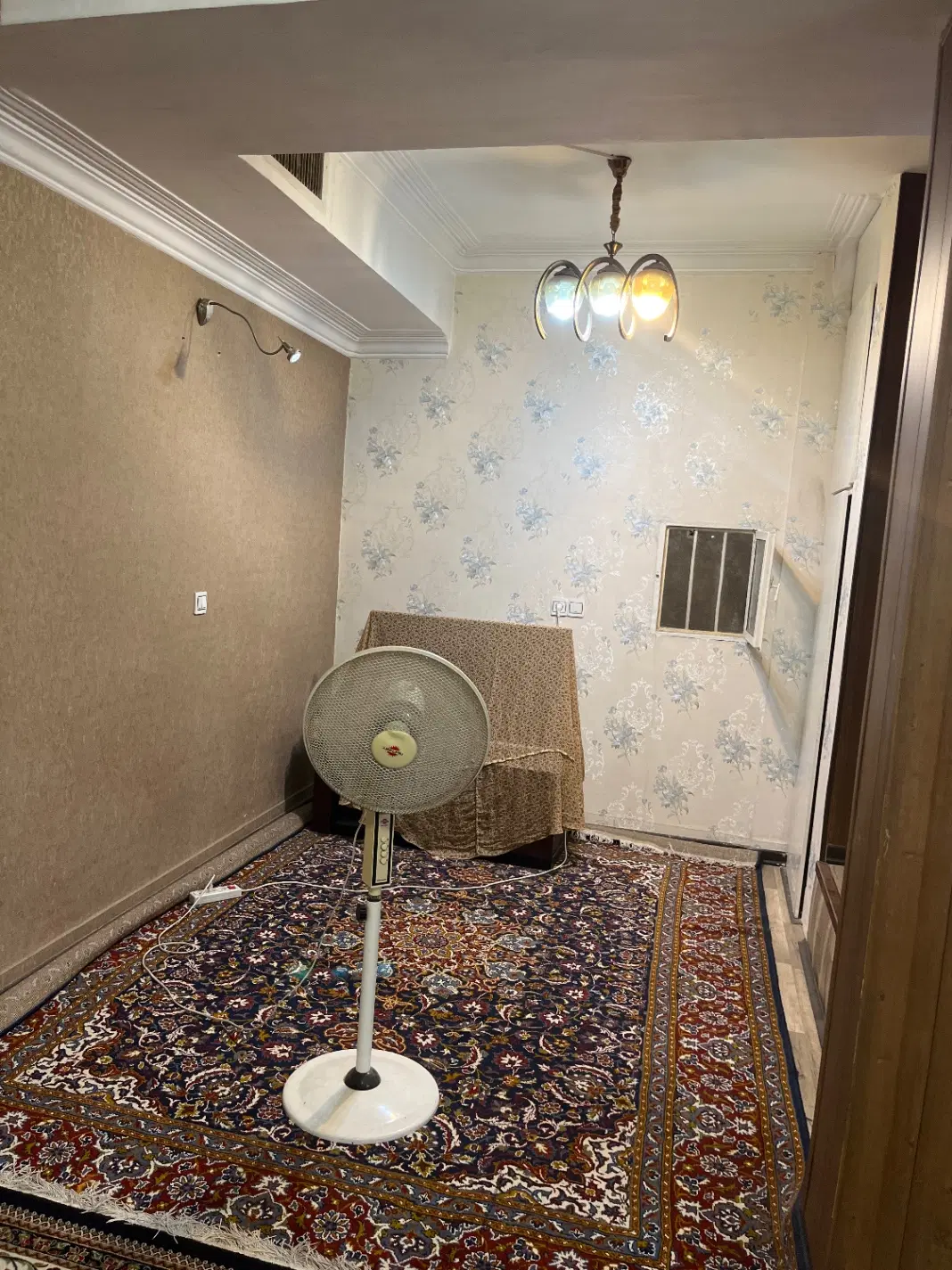 آپارتمان ۹۰متری ابوریحان
