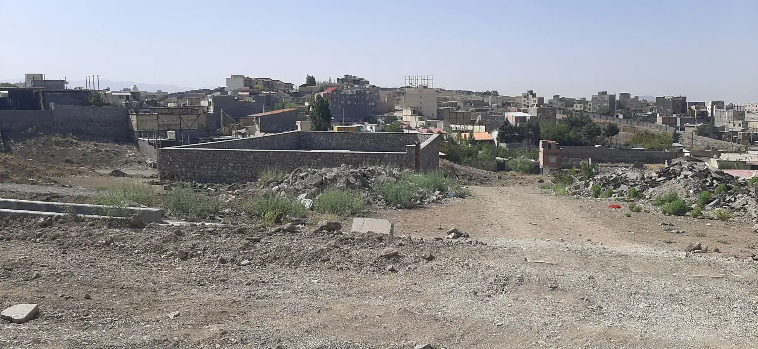 زمین خالی بومهن