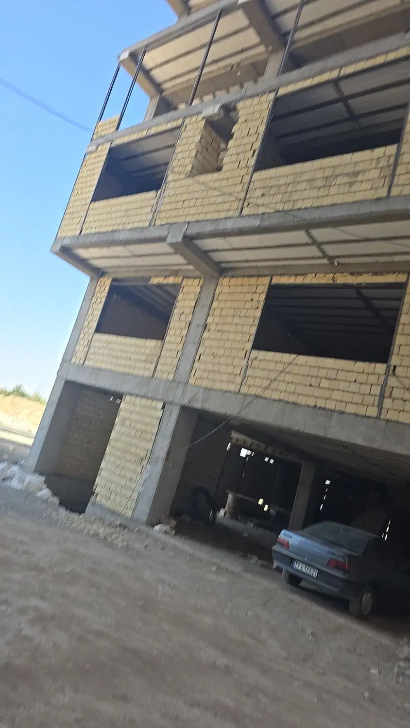 پیش فروش واحد سنددار