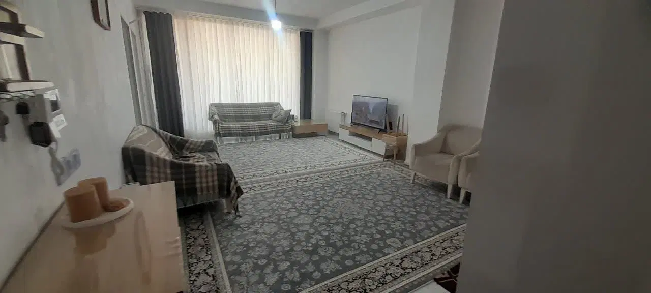 واحد لوکس 90 متری گلستان 8