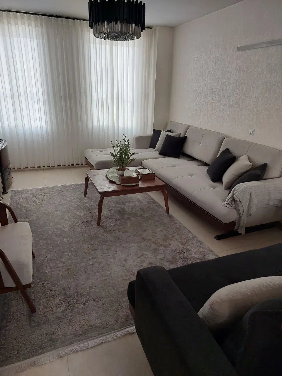 اجاره 70 متری سه راه حافظیه