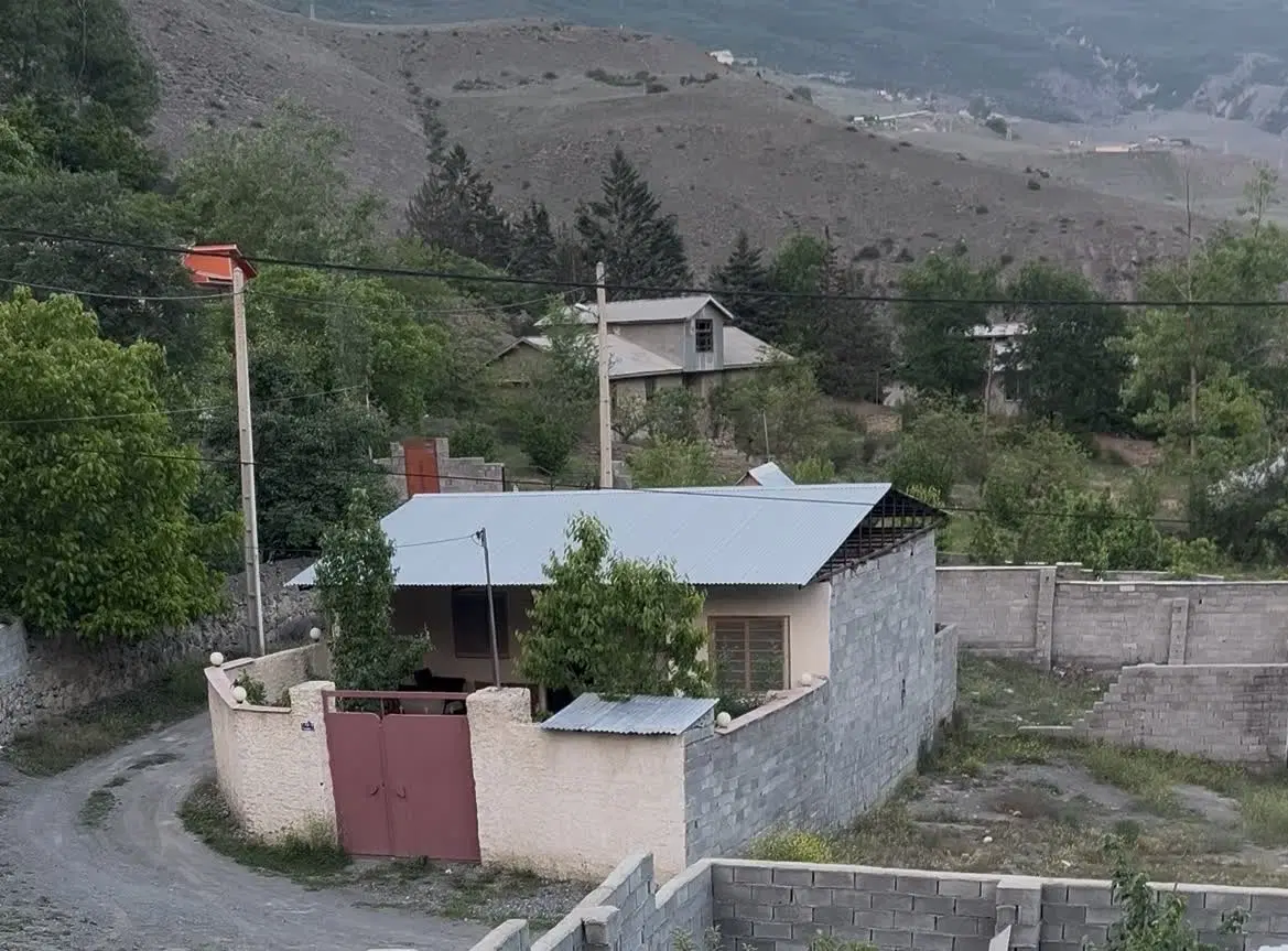 جاده بلده روستای رزن 153 زمین