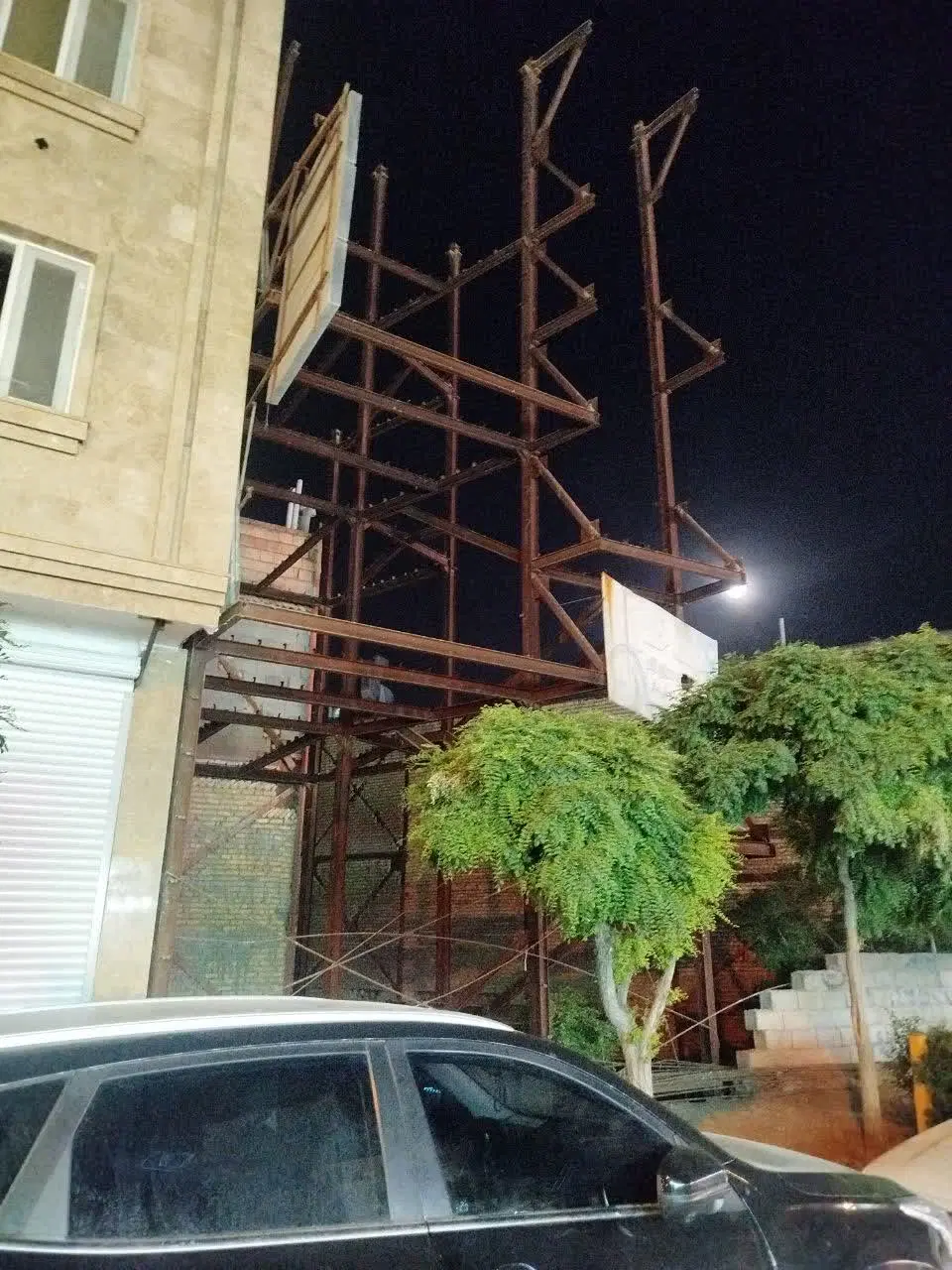ملک ابادباغچه ۴ طبقه تجاری