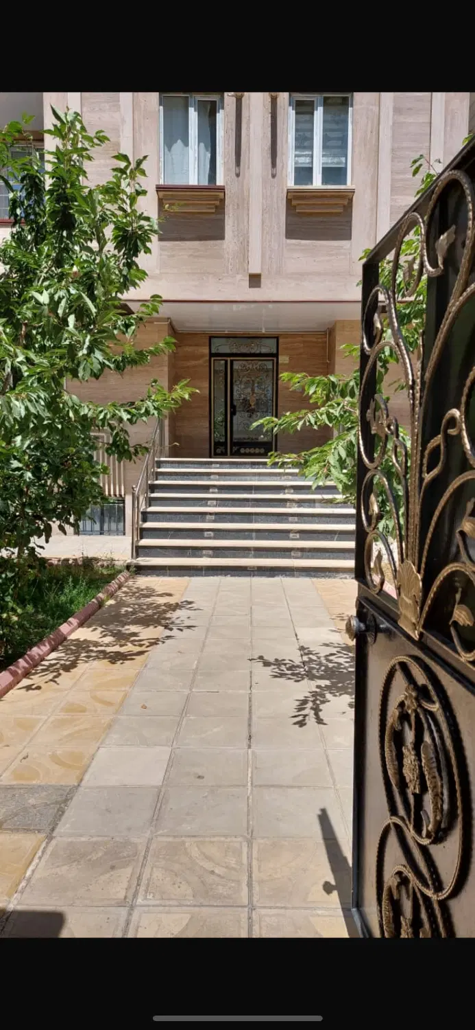 واحد۱۲۰ متری اهندوست