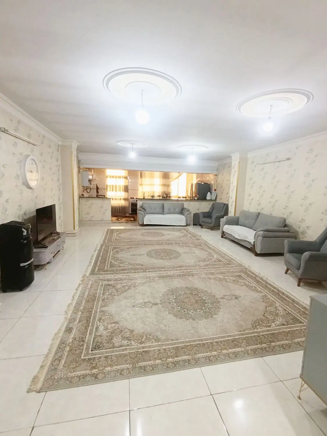 اجاره 120 متری تک واحدی اول و برخیابان بهشتی