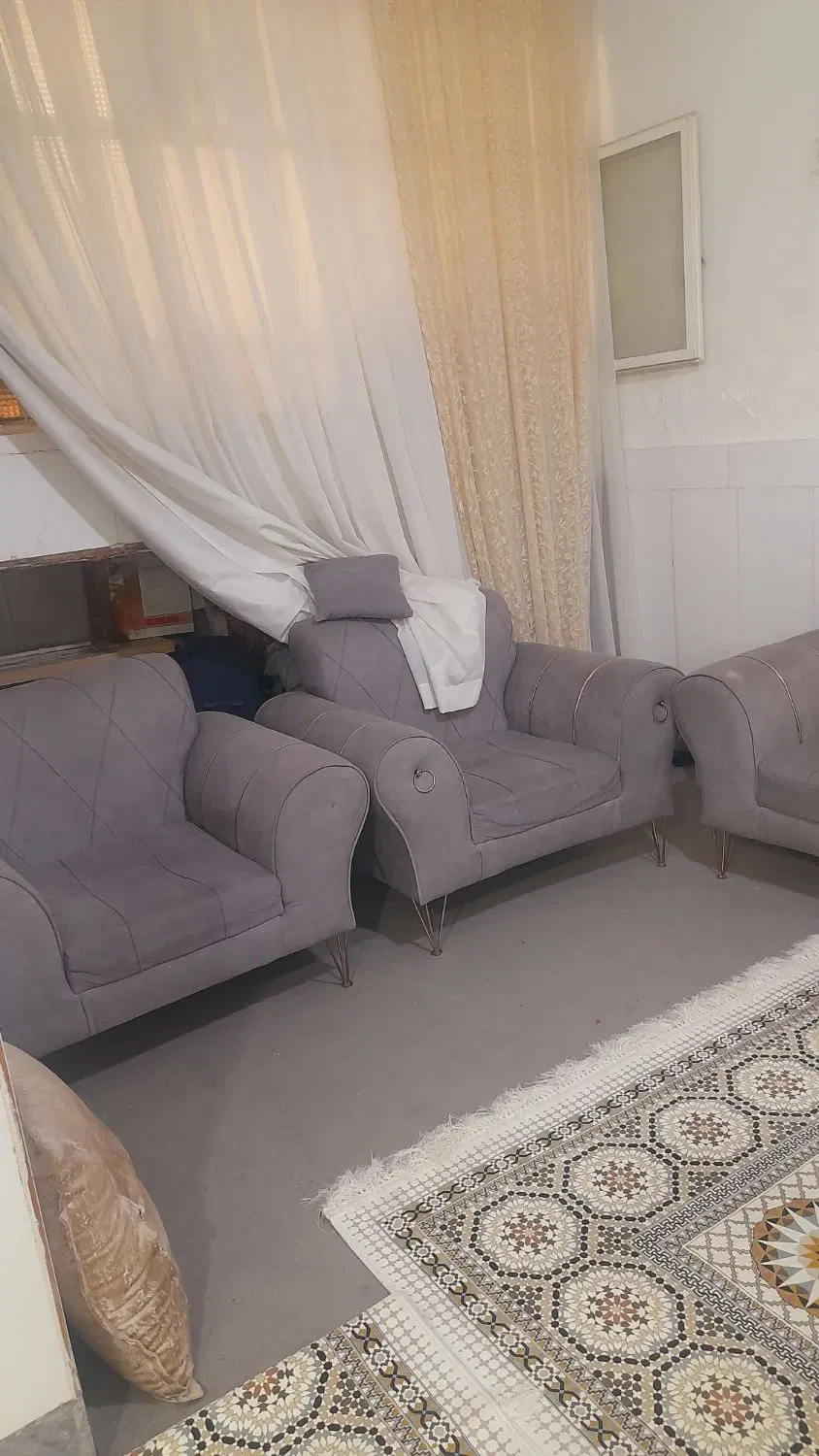زیرزمین۷۰متری