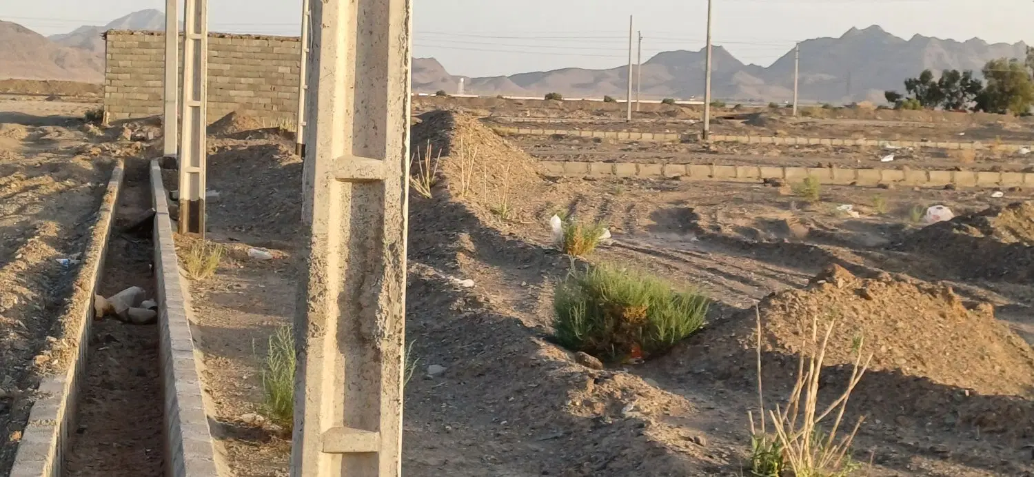 دادگستری ۱۴ متری شمالی نزدیک تقاطع