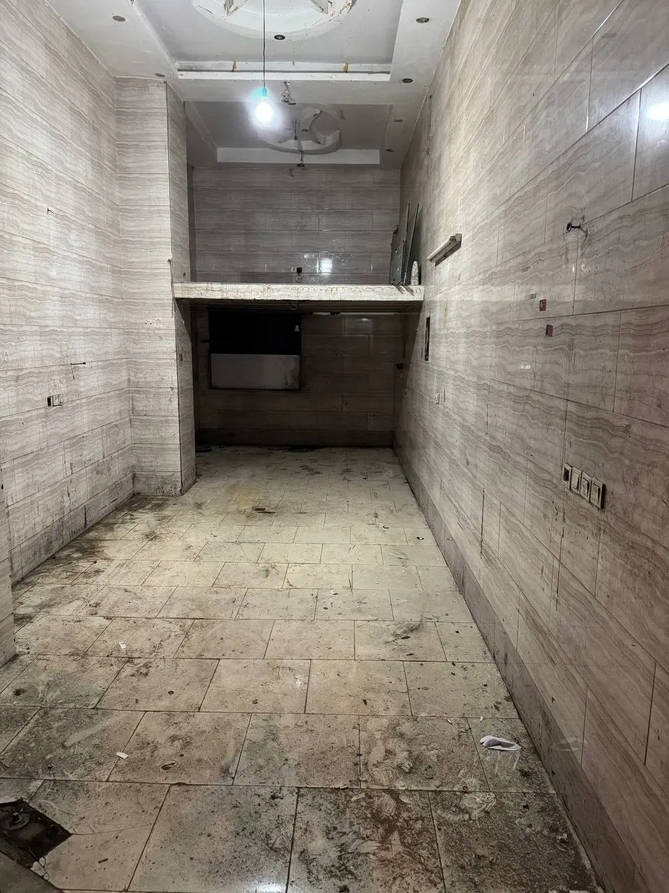 اجاره مغازه ۳۱متر بلوار ۳۰متری بالا