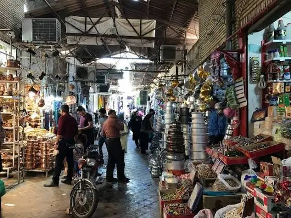 مغازه فروشی