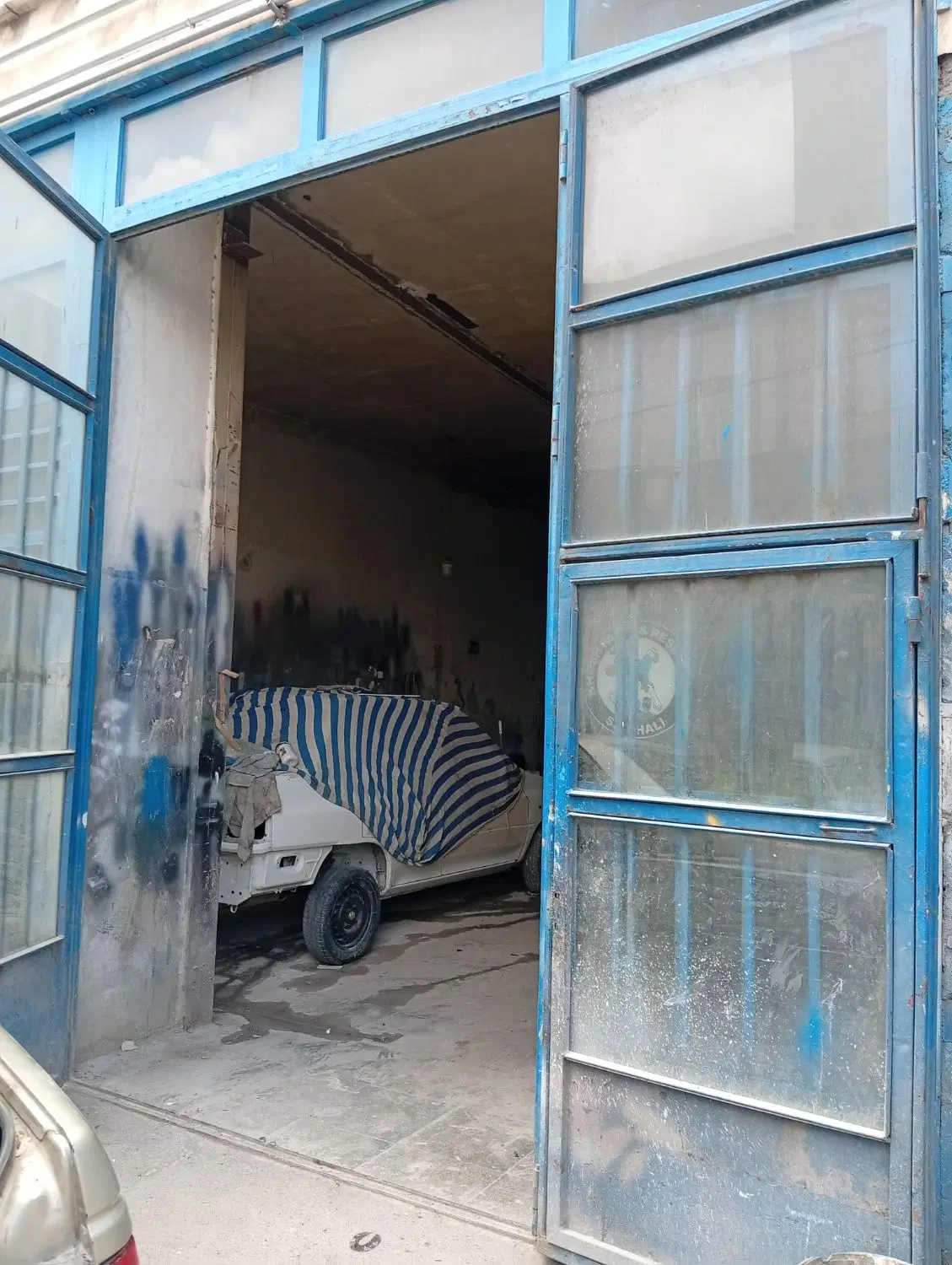 اجاره مغازه برای نقاش اتومبیل