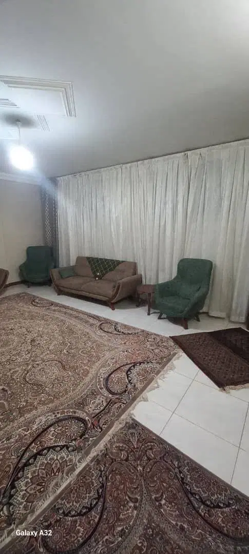 ۸۵ متر یک خواب طبقه دوم تخلیه
