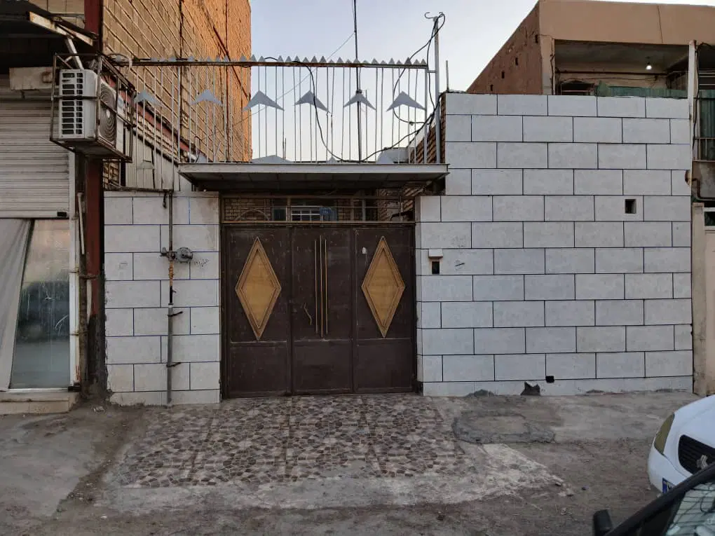 ملک مسکونی با موقعیت تجاری