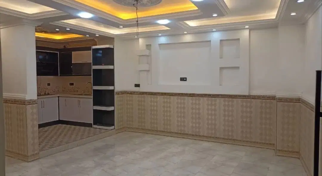 یک واحد آپارتمانی طبقه همکف
