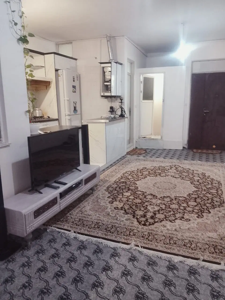 واحد ۵۲ متری سنددار جمعا ۶ واحد