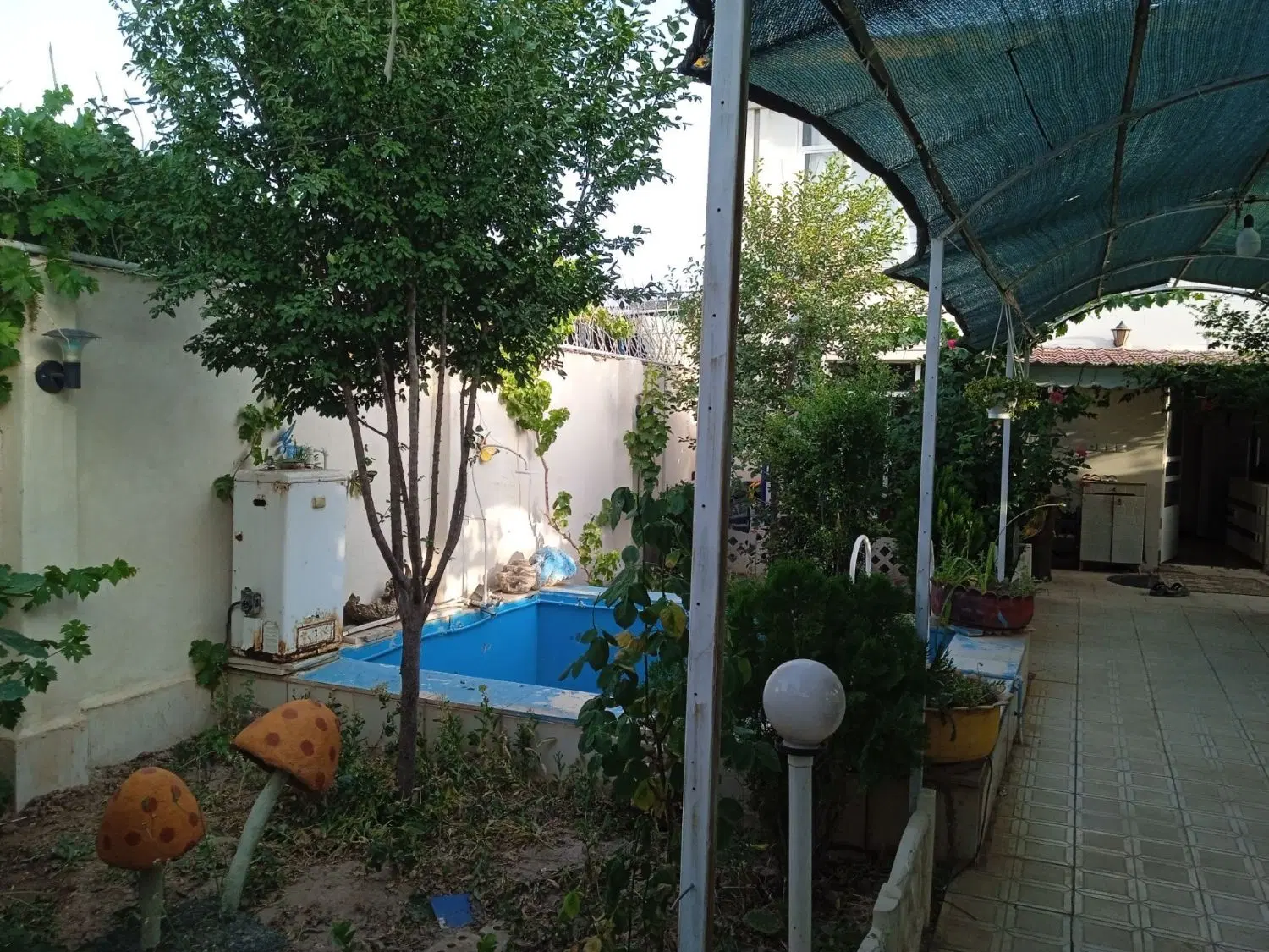 باغ ویلا نقلی در بنهنگ