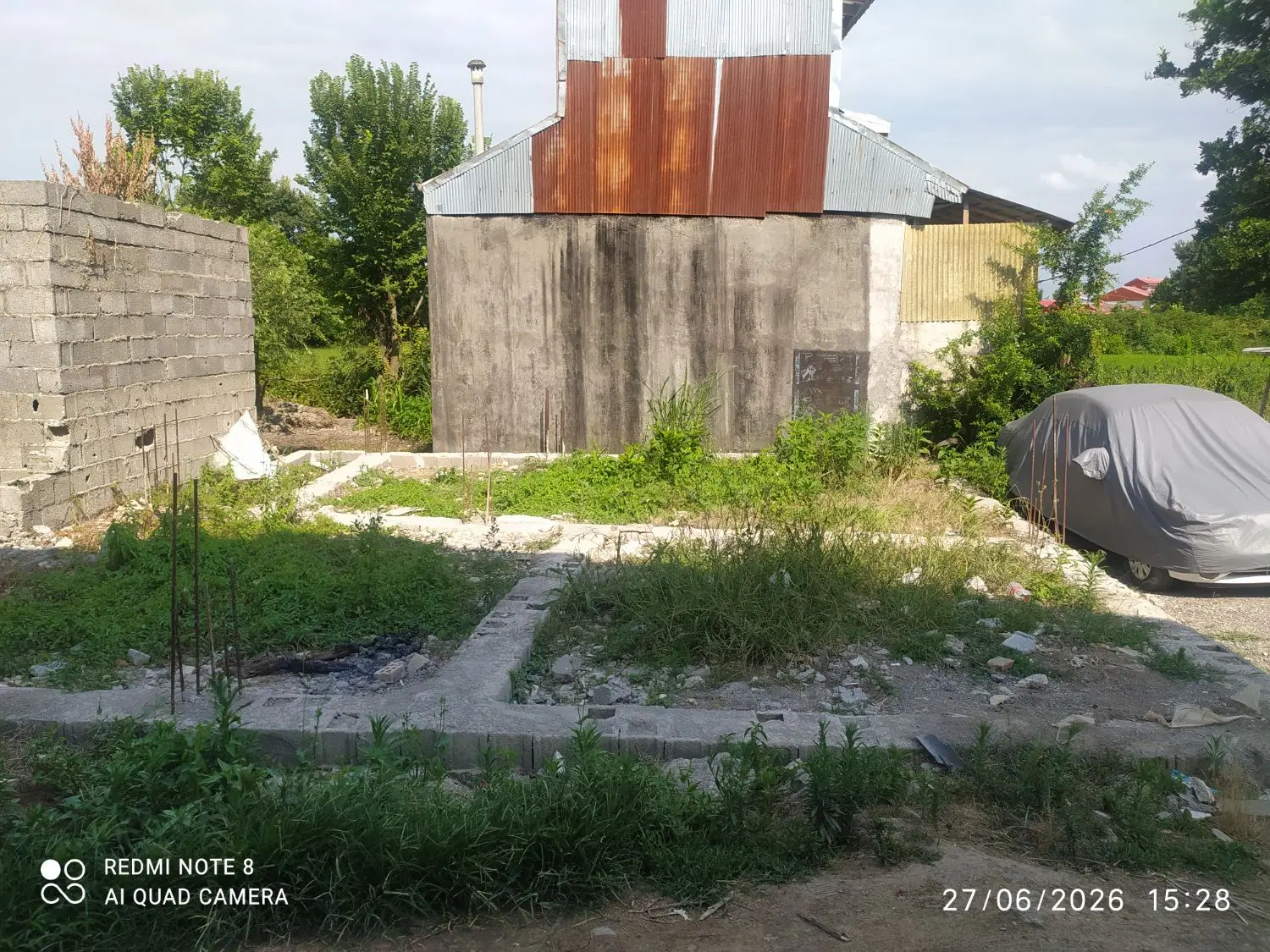 زمین متراژ صد متر در رشت کف کورسی آماده برای ساخت