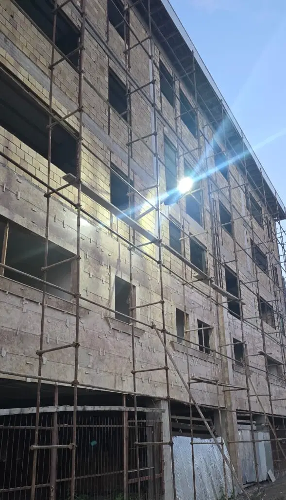 آپارتمان ۸۰ متری سنددار ۶۰ درصد پیشرفت کار