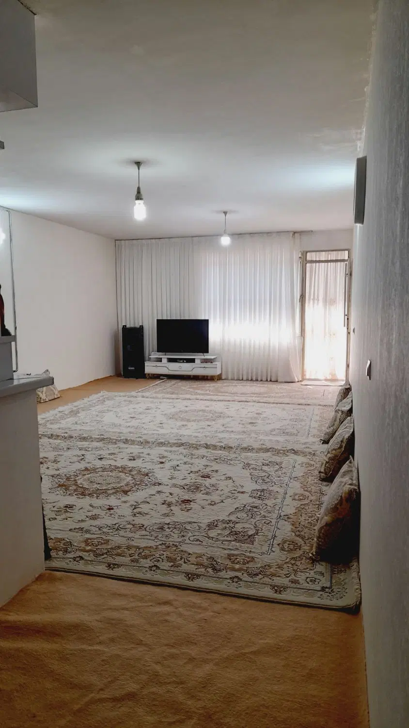 ساختمان دو طبقه در فرید خراسانی