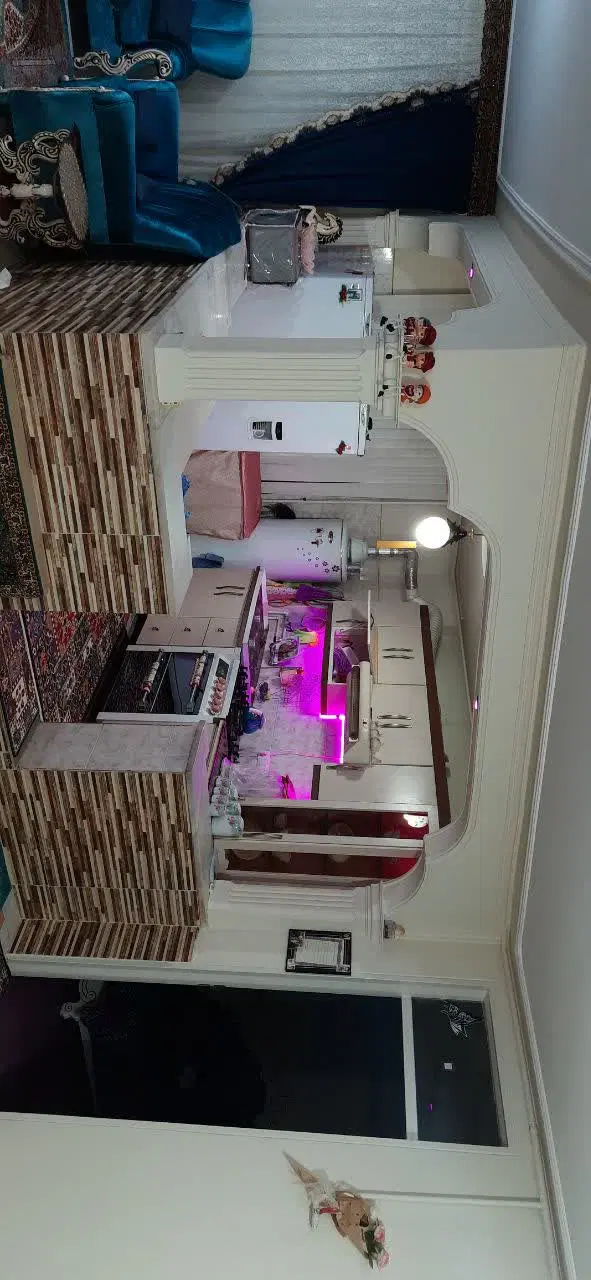 واحد  ۱۰۴ متری خیابان‌رجایی کوچه گلزردی