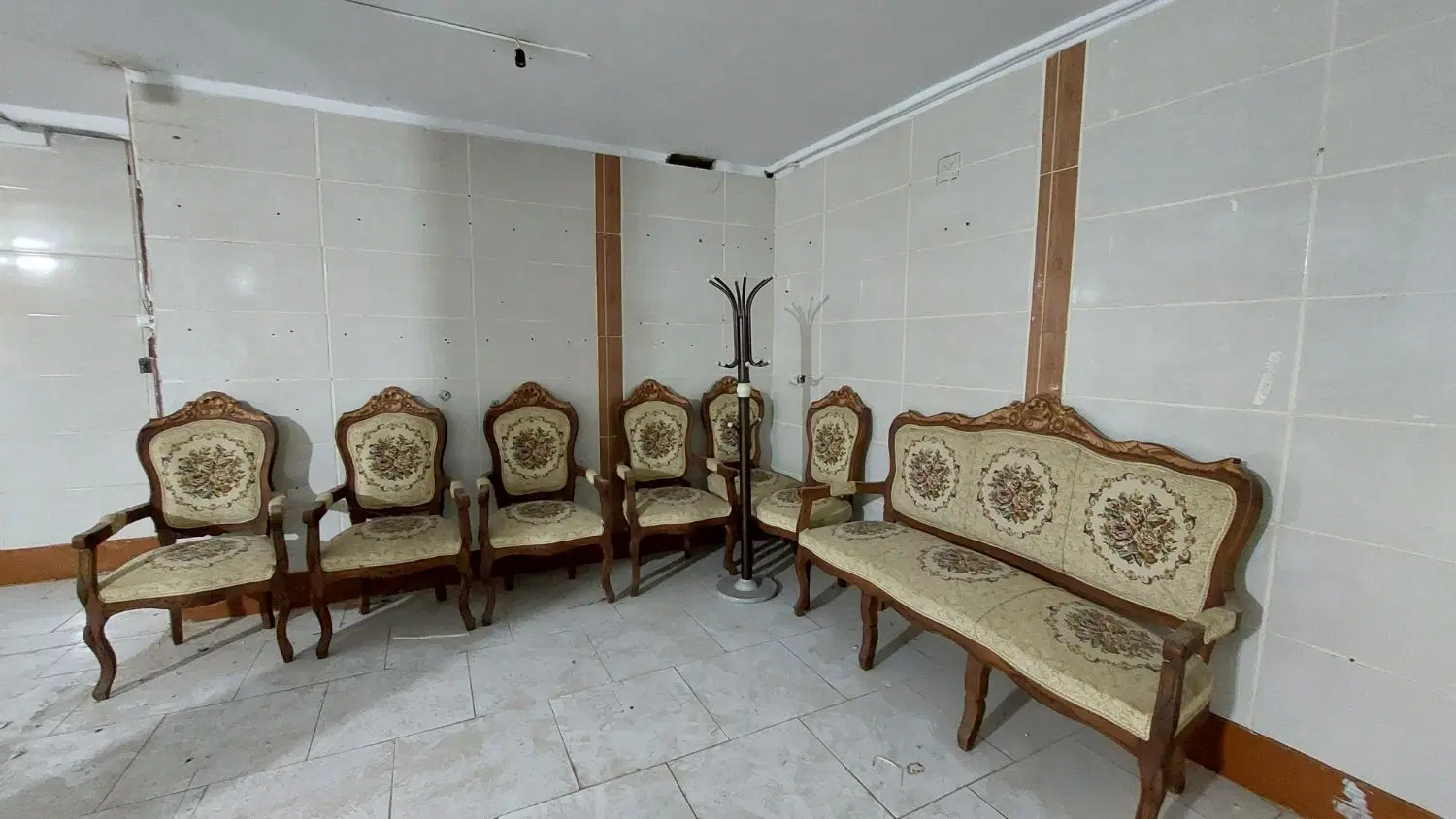 اجاره واحد ۱۵۰ متری میدان عدل