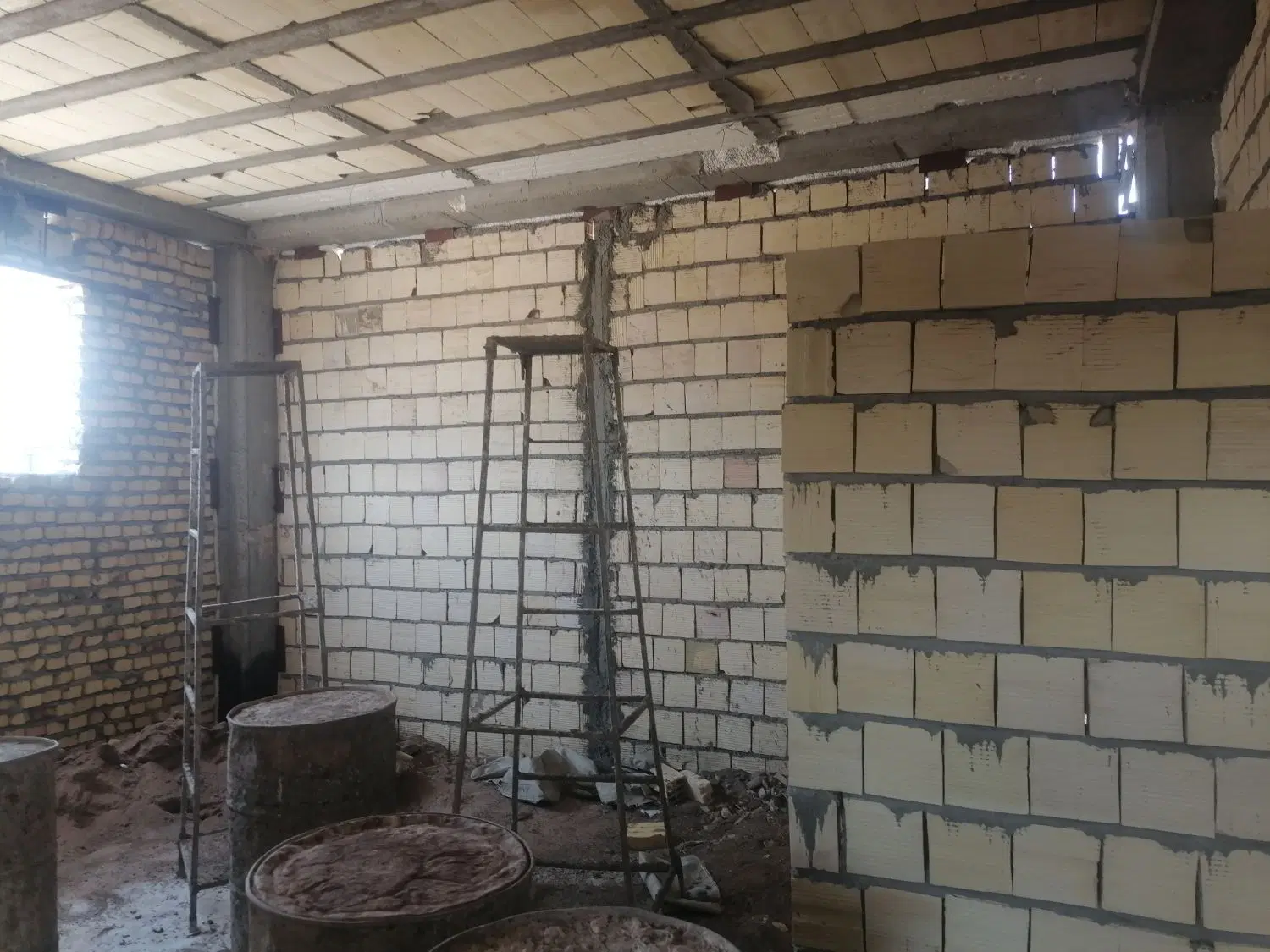 خانه نیمه ساز مسکن ملی رئیسی محمدآباد