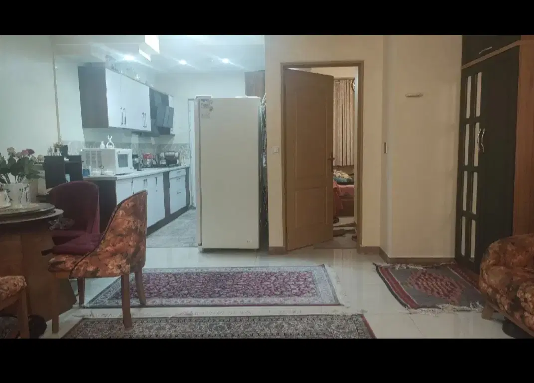 فروش ۶۰ متری