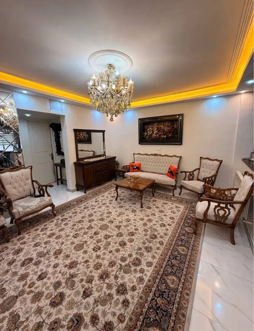 ۶۵ متر شیک _ پارکینگ_اسانسور_انباری_ تخلیه