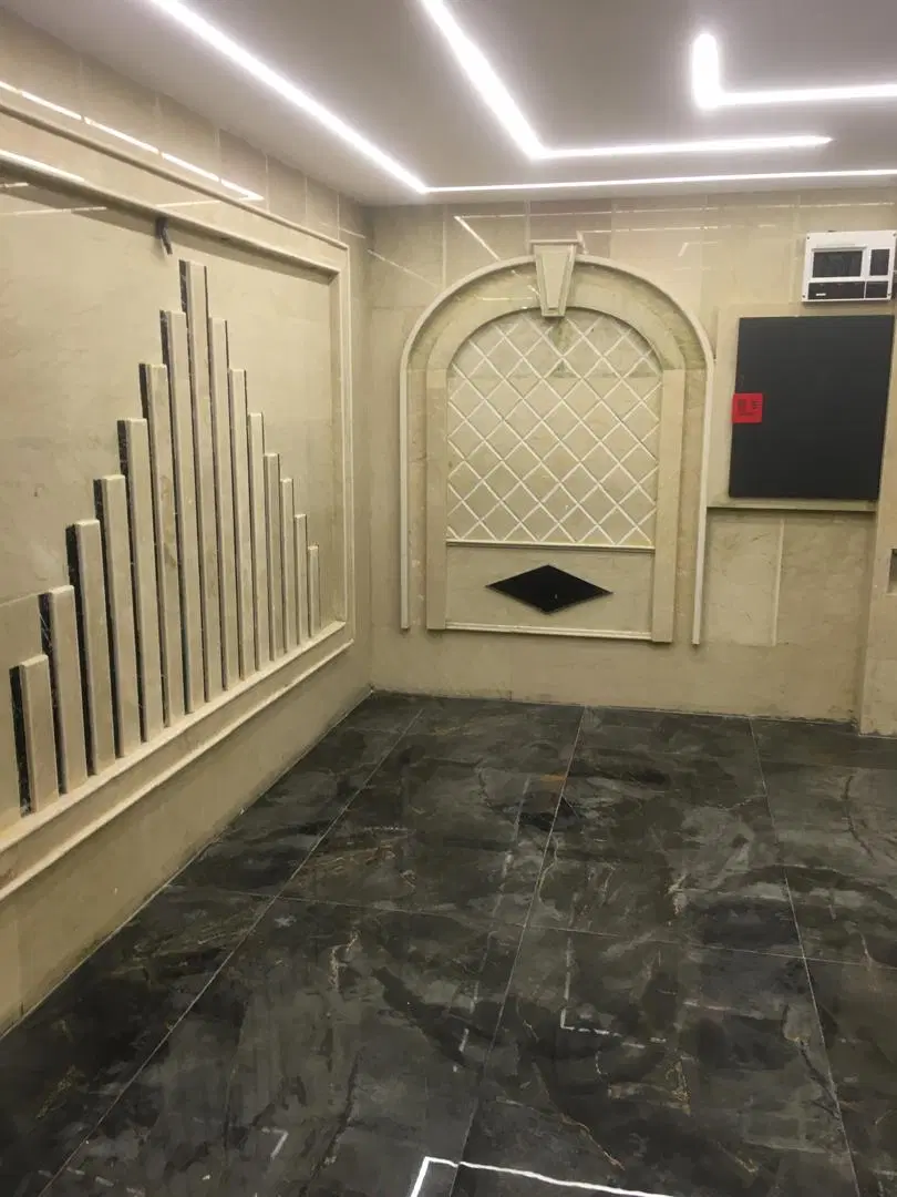 اجاره مغازه فوق‌العاده پر تردد.سر میدان کوزه گری