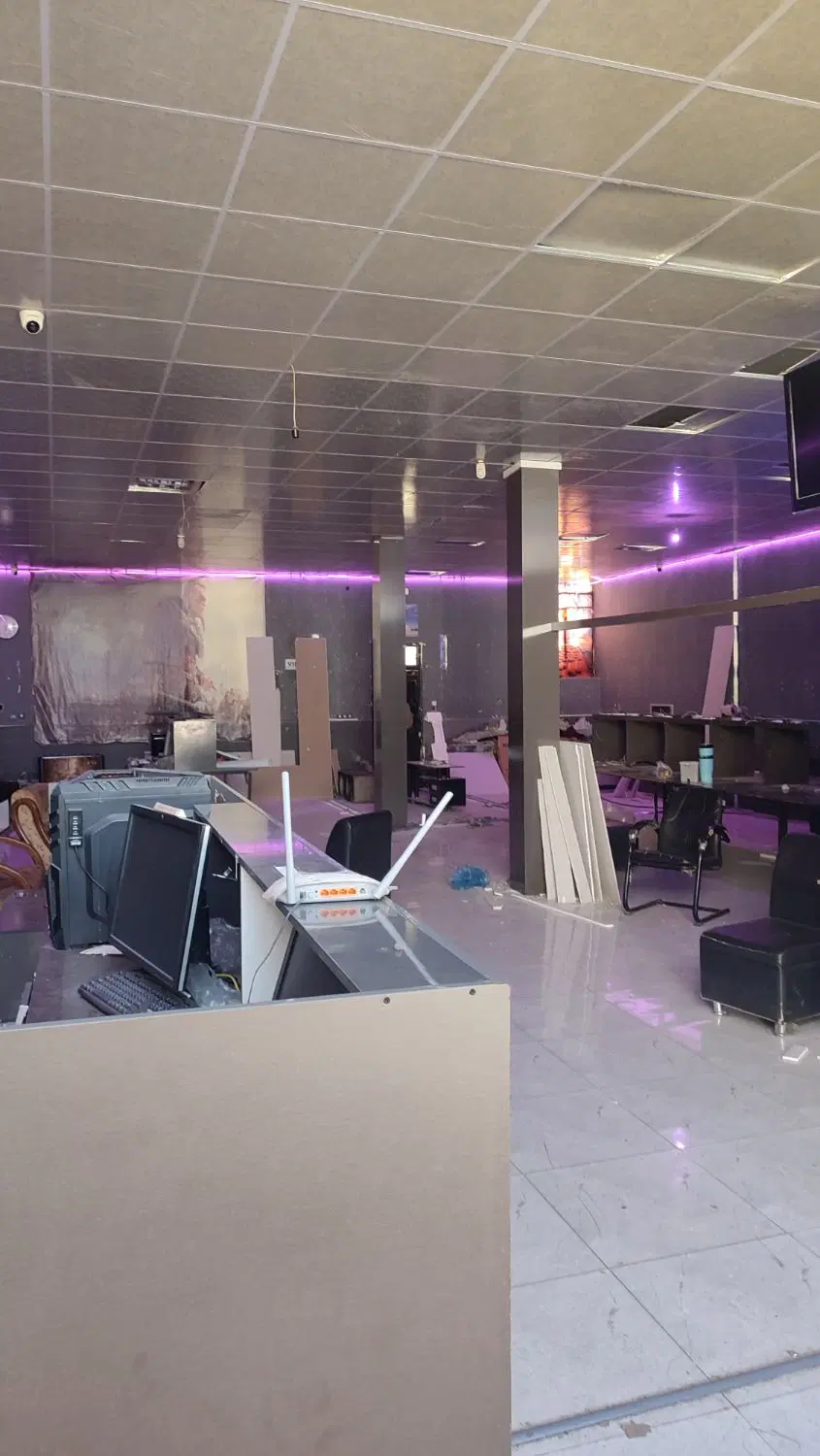 ملک. انبار تجاری
