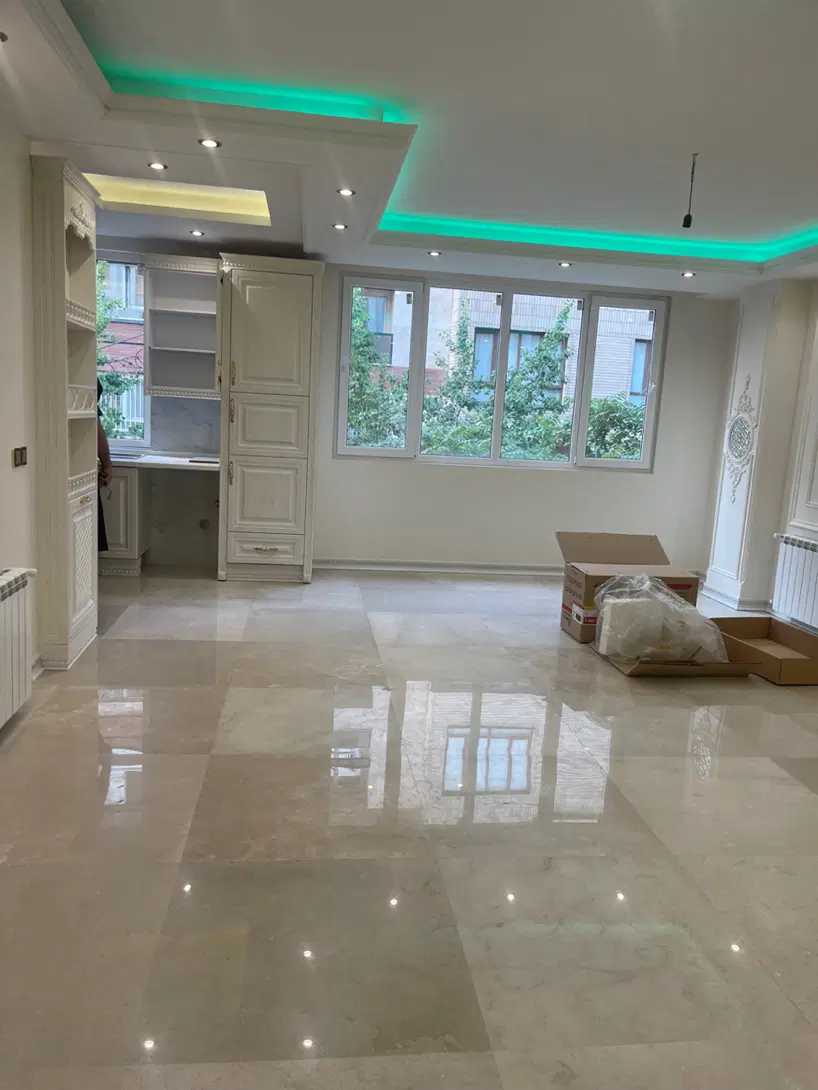 خانه ویلایی شمالی ۳۳۰ متری خوش نقشه