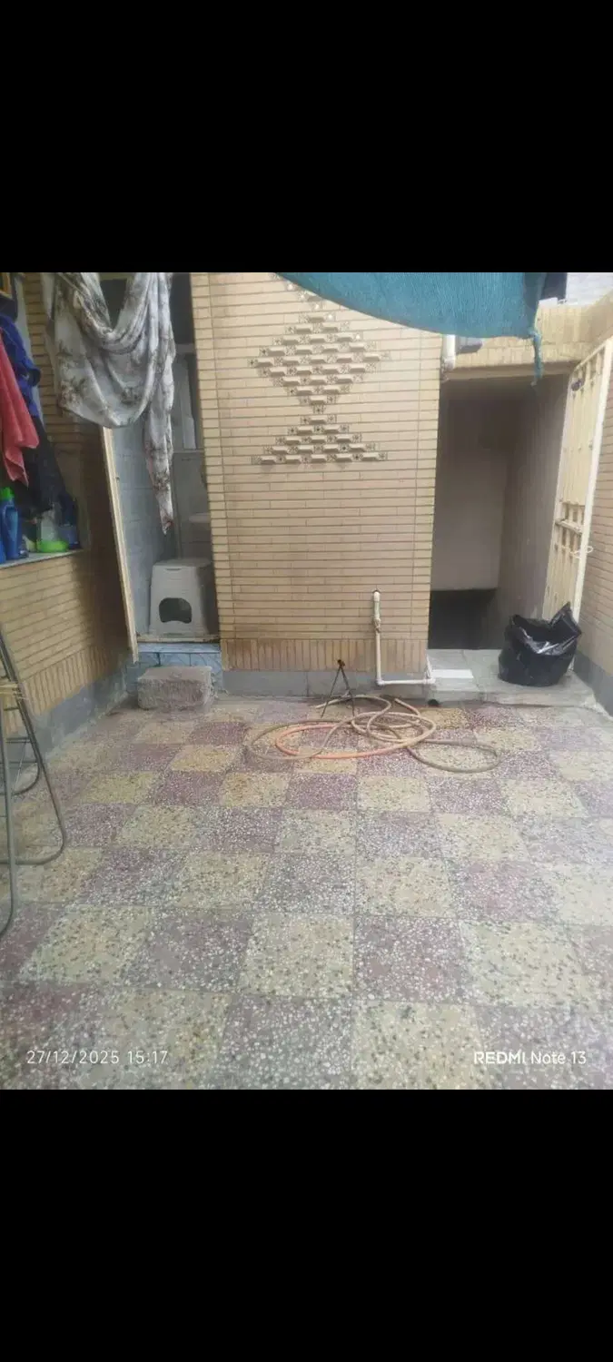مرکز شهر.حیاط مجزا چهارراه رضایی