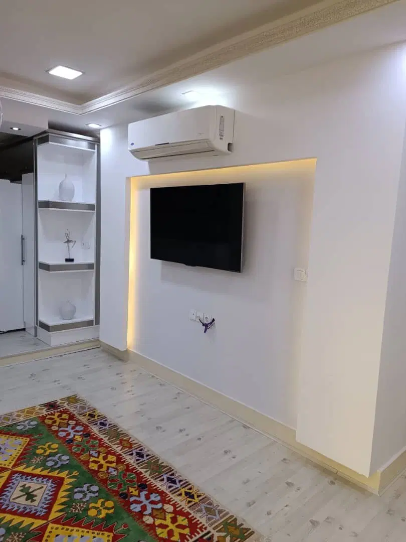 طبقه بالا پارک ماشین محدوده میدان غدیر