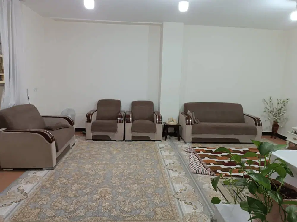 آپارتمان ۸۵متری پارکینگ ماشین